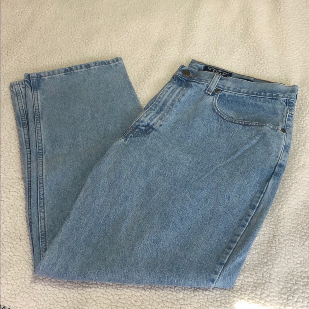 Eddie Bauer Loose Fit Jeans